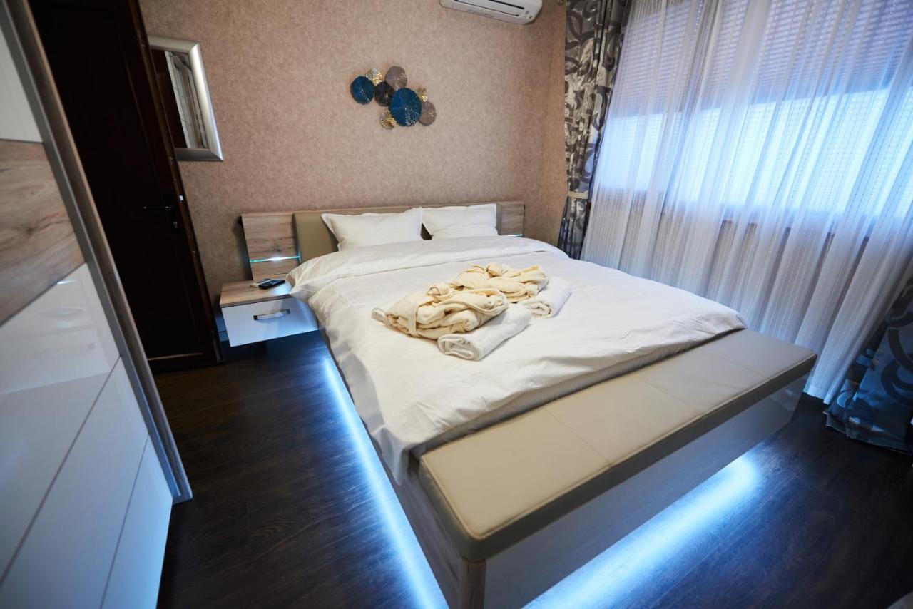 Apartment Alpremira Varna Bagian luar foto